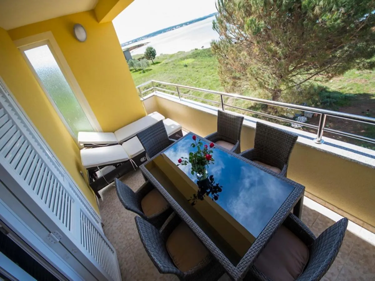 Apartments Lily Nin Croatia